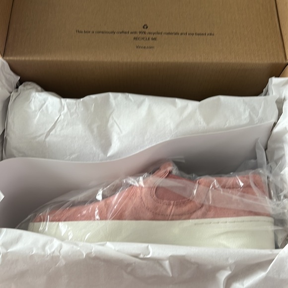 NIB VINCE Dusty Pink Suede Pacific Slip On Comfort Sneakers With Gore - Picture 3 of 8